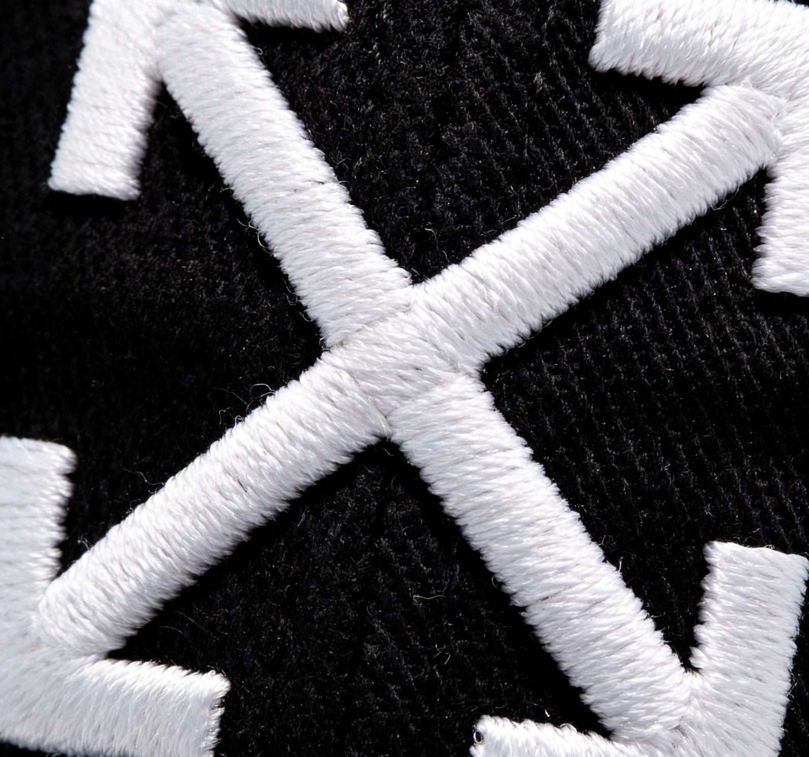 Off-White Classic Arrow Embroidered Baseball Cap - ‘Matte Black/White’